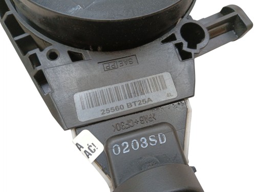 PRZEŁĄCZNIK ZESPOLONY NISSAN QASHQAI+2 J10 LIFT (2009-2013) 2.0 DCI 150KM 2