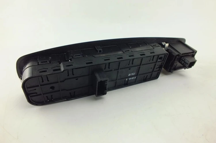 PANEL STEROWANIA SZYB RENAULT MEGANE III (2008-2013) 1.9 DCI