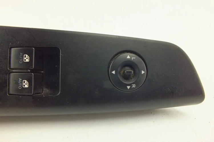 PANEL STEROWANIA SZYB KIA CEED I (2006-2012) 1.4 16V