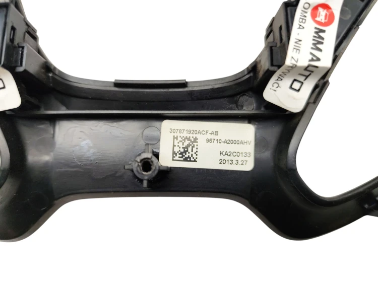 PRZYCISKI MULTIFUNKCJI KIEROWNICY KIA PRO CEED II (2013-2015) 1.6 CRDI 128K