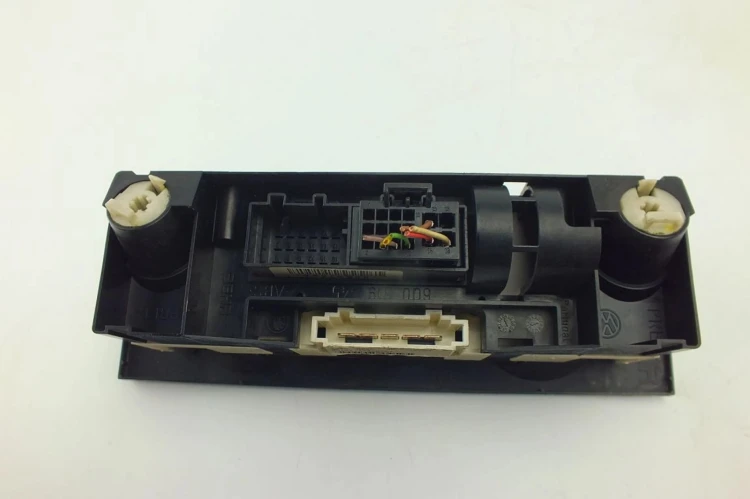 PANEL NAWIEWU SKODA FABIA I 6Y 1.4 mpi