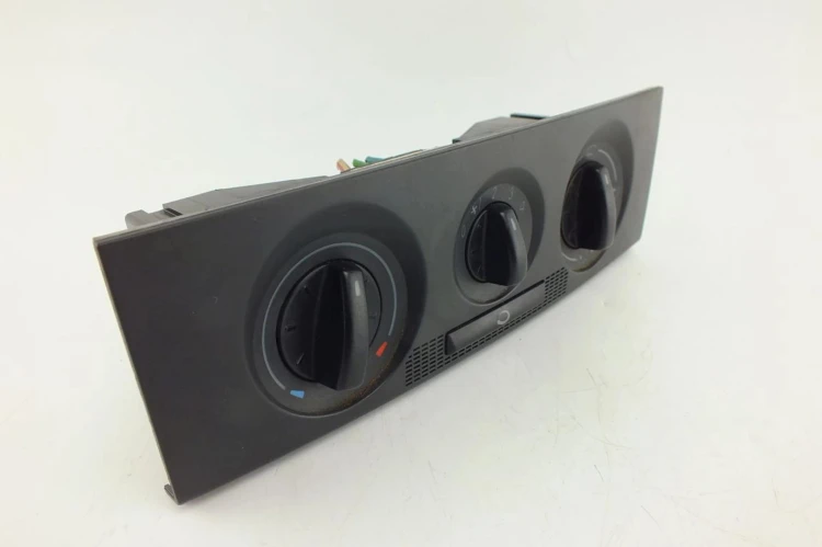 PANEL NAWIEWU SKODA FABIA I 6Y 1.4 mpi