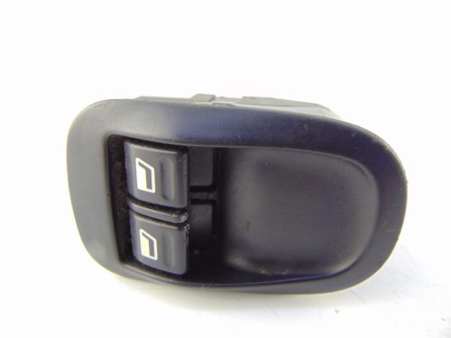 PANEL STEROWANIA SZYB PEUGEOT 206 (1998-2002) 1.4 8V