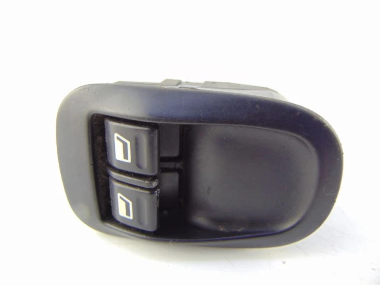 PANEL STEROWANIA SZYB PEUGEOT 206 (1998-2002) 1.4 8V