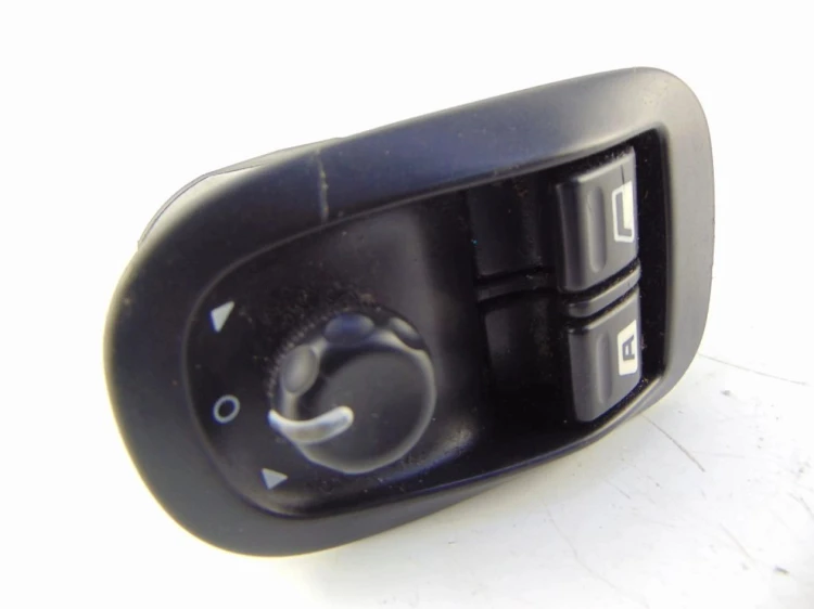 PANEL STEROWANIA LUSTEREK PEUGEOT 206 (1998-2002) 1.6 16V