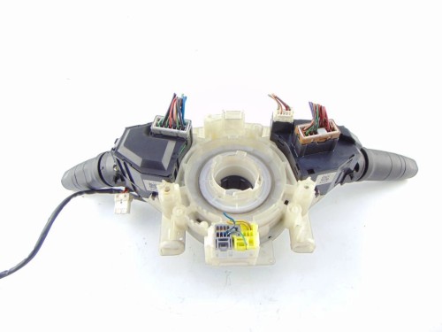PRZEŁĄCZNIK ZESPOLONY NISSAN PRIMERA P12 1.9 DCI 25560 AV665