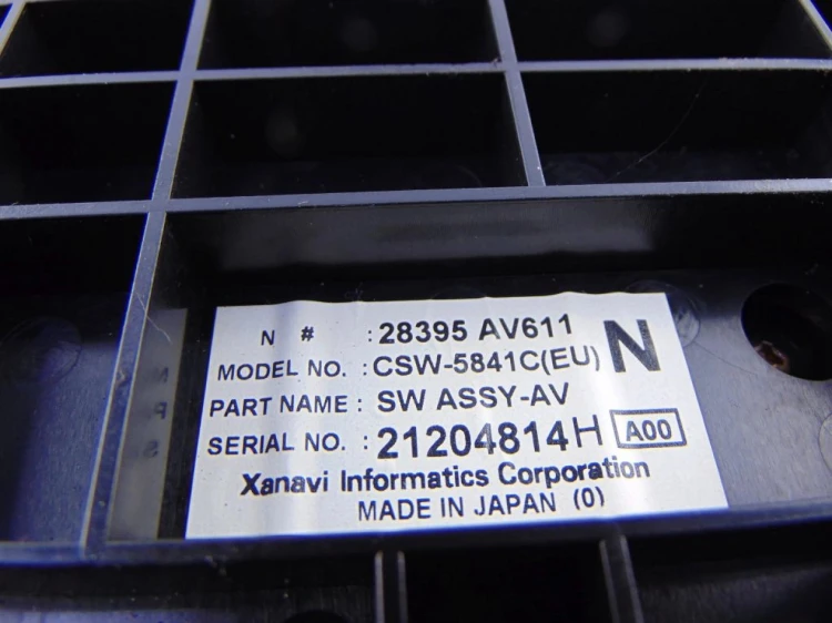 PANEL NAWIEWU NISSAN PRIMERA P12 1.9 DCI 28395 AV611