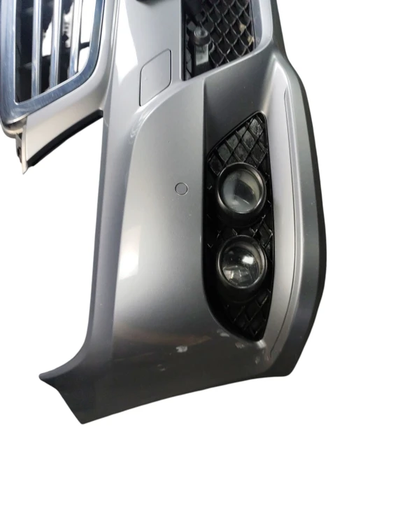 ZDERZAK PRZÓD MERCEDES C W204 LIFT (2011-2014) 2.2 CDI 120KM