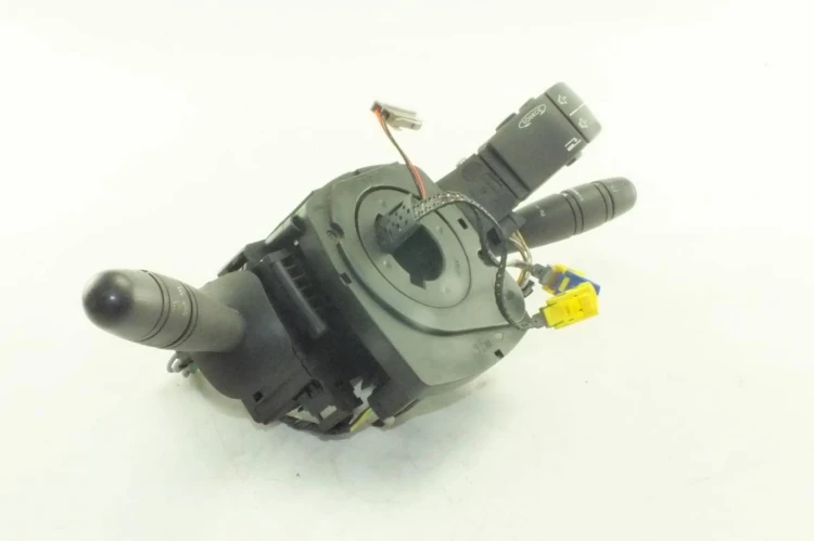 PRZEŁĄCZNIK ZESPOLONY RENAULT LAGUNA II (2001-2005) 8200260781