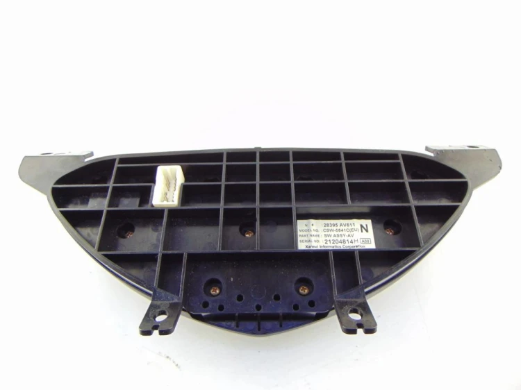 PANEL NAWIEWU NISSAN PRIMERA P12 1.9 DCI 28395 AV611