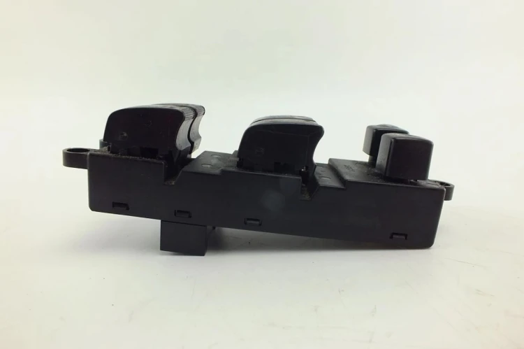 PANEL STEROWANIA SZYB NISSAN PRIMERA P12 1.9 DCI 25401 AV640