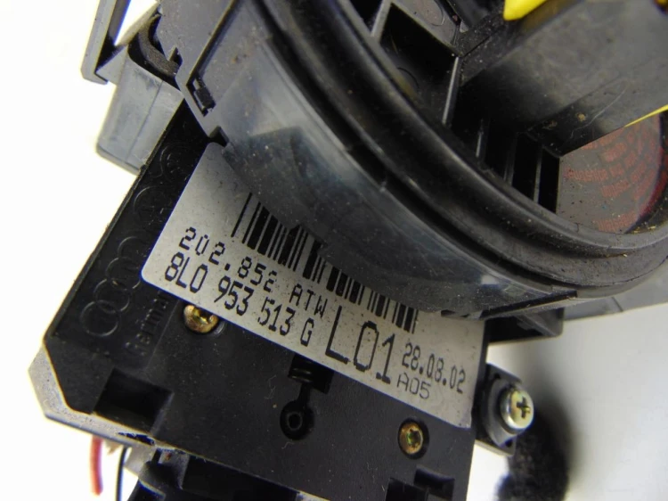 PRZEŁĄCZNIK ZESPOLONY SKODA FABIA I 6Y 1.4 mpi 4B0953503F