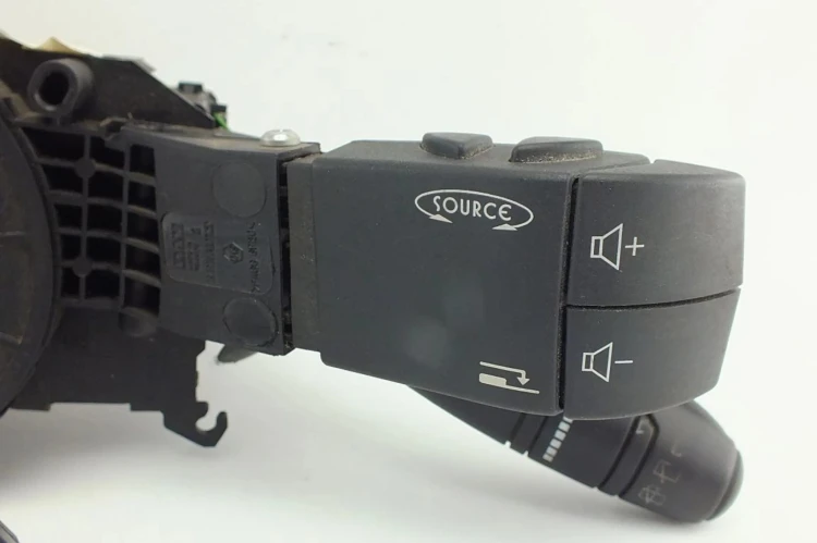PRZEŁĄCZNIK ZESPOLONY RENAULT LAGUNA II (2001-2005) 1.8 16V 8200012244