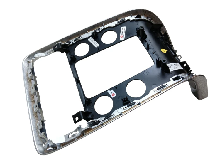 PANEL ŚRODKOWY WODOSPAD VOLVO S60 II (2010-2013) 31403418 OCEAN RACE