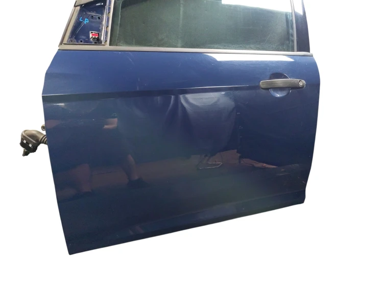 DRZWI LEWY PRZÓD FORD FOCUS MK3 (2010-2014) KOD LAKIERU RB