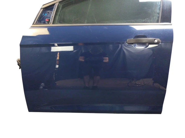 DRZWI LEWY PRZÓD FORD FOCUS MK3 (2010-2014) KOD LAKIERU RB