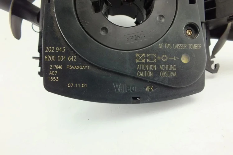 PRZEŁĄCZNIK ZESPOLONY RENAULT LAGUNA II LIFT (2005-2007) 2.0 16V 8200004642