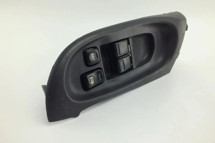 PANEL STEROWANIA SZYB NISSAN ALMERA N16(2000-2006) 1.8 16V