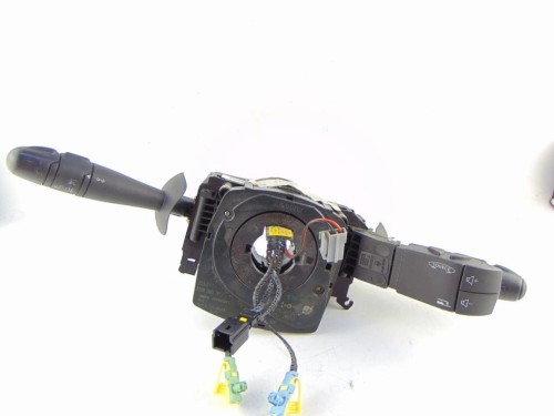 PRZEŁĄCZNIK ZESPOLONY RENAULT LAGUNA II (2001-2005) 8200260781