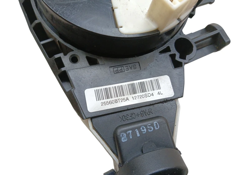 PRZEŁĄCZNIK ZESPOLONY NISSAN QASHQAI J10 LIFT (2009-2013) 1.5 DCI 106KM 255