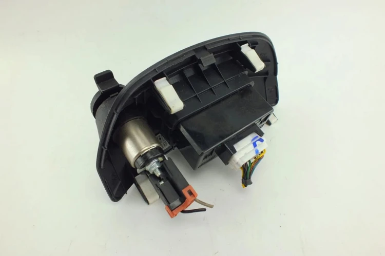GNIAZDO USB AUX KIA SOUL I (2006-2011) 1.6 CRDI 96120-2K000