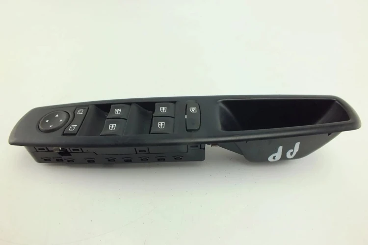 PANEL STEROWANIA SZYB RENAULT SCENIC III (2009-2013) 1.5 DCI
