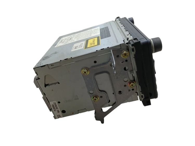 RADIO FABRYCZNE TOYOTA COROLLA VERSO I (2001-2004) 86120-33421