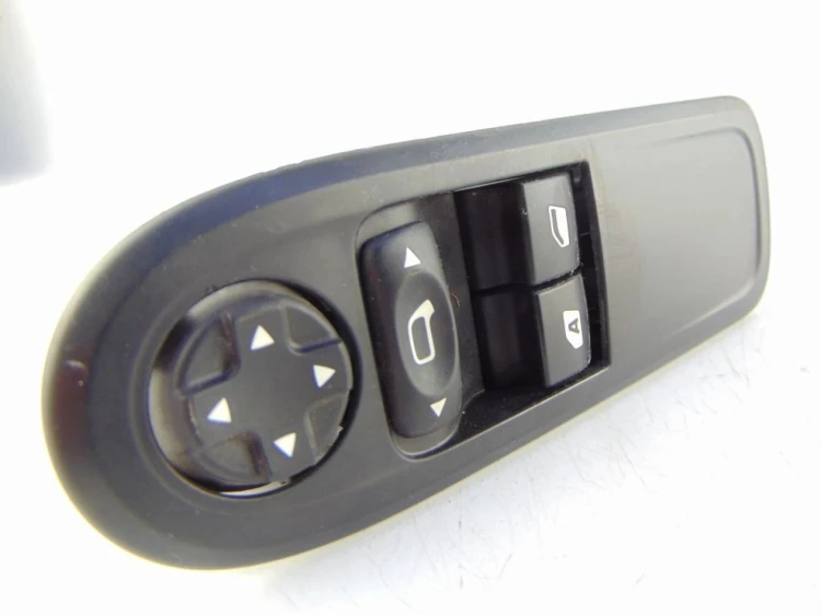 PANEL STEROWANIA SZYB CITROEN C3 II (2008-2016) 1.4 16V 96637530XT