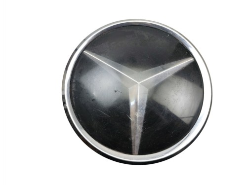 EMBLEMAT ZNACZEK LOGO PRZÓD MERCEDES ML W164 LIFT (2008-2011)