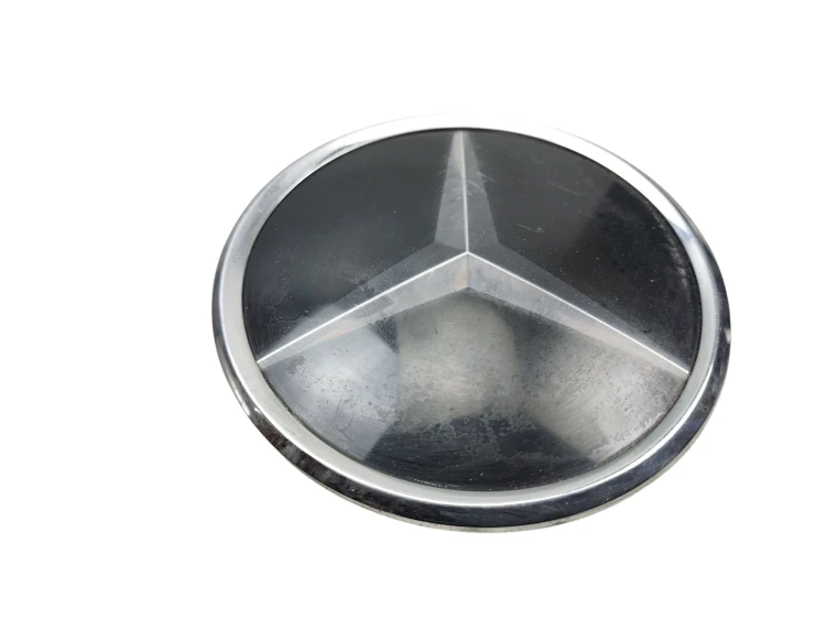 EMBLEMAT ZNACZEK LOGO PRZÓD MERCEDES ML W164 LIFT (2008-2011)