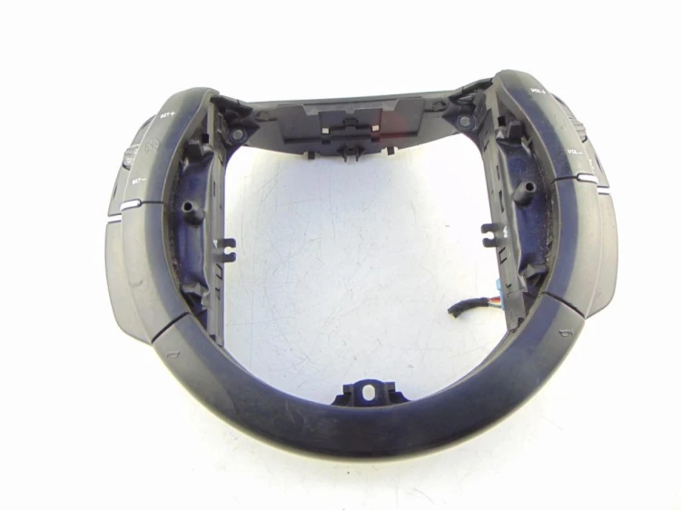 PRZYCISKI KIEROWNICY RADIA CITROEN C4 I (2004-2008) 1.6 HDI 96497900XT