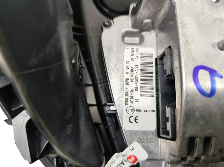 RADIO CD CZYTNIK FORD Transit Courier I Lift 1.5 TDCI 100KM ET76-18D815-BG
