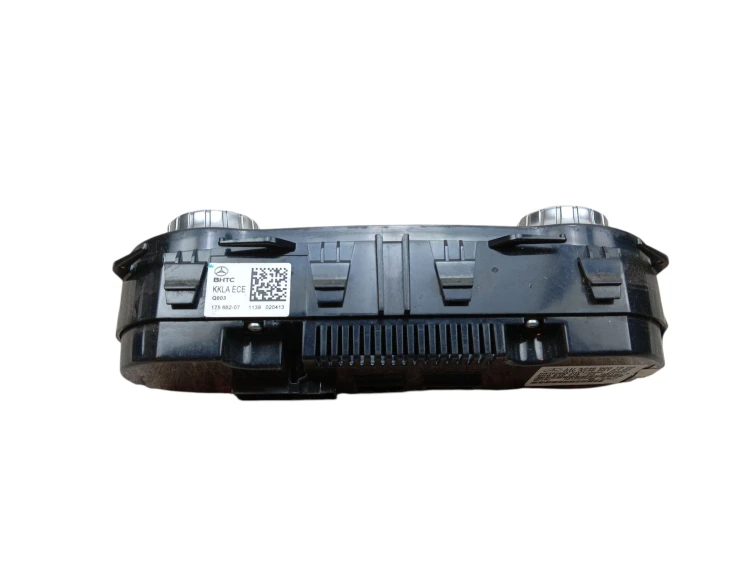 PANEL KLIMATYZACJI MERCEDES A W176 (2012-2015) 1.5 CDI 109KM