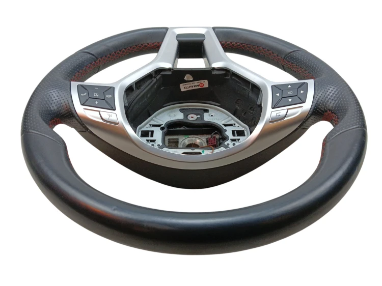 KIEROWNICA MERCEDES A W176 (2012-2015) 1.5 CDI 109KM A1724601603