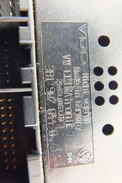 PANEL KLIMATYZACJI VOLKSWAGEN PASSAT B5 1.9TDI