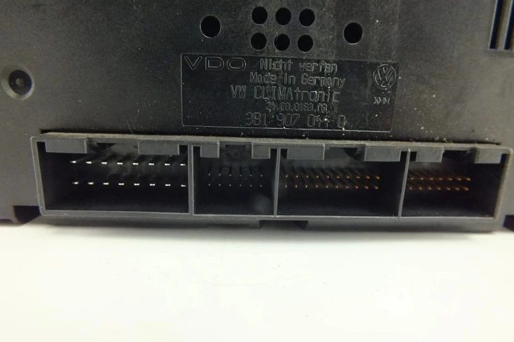 PANEL KLIMATYZACJI VOLKSWAGEN PASSAT B5 1.9TDI