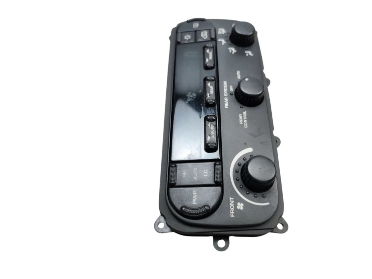 PANEL KLIMATYZACJI CHRYSLER TOWN COUNTRY IV LIFT (2004-2008) P05136781AA EU