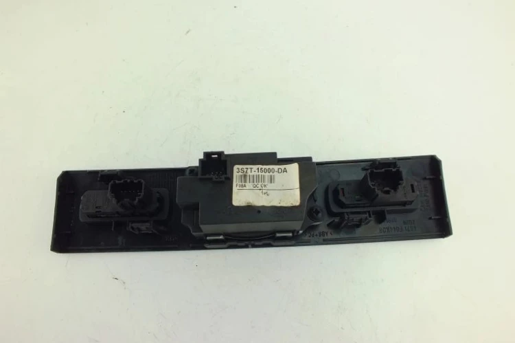 PANEL ZEGAREK FORD MONDEO MK3 (2001-2007) 3S7T-15000-DA