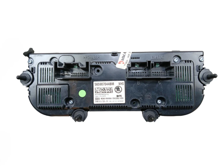 PANEL KLIMATYZACJI SKODA KAROQ (2017-2022) 1.5 TSI 150KM 565907044BM
