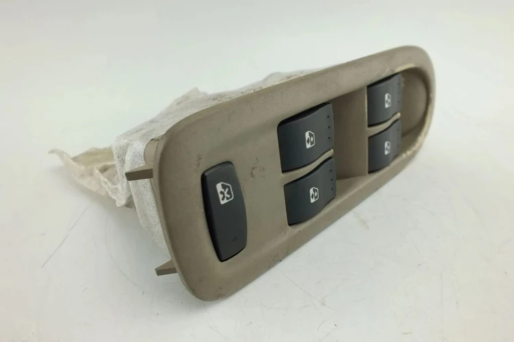 PANEL STEROWANIA SZYB RENAULT SCENIC II (2003-2005)