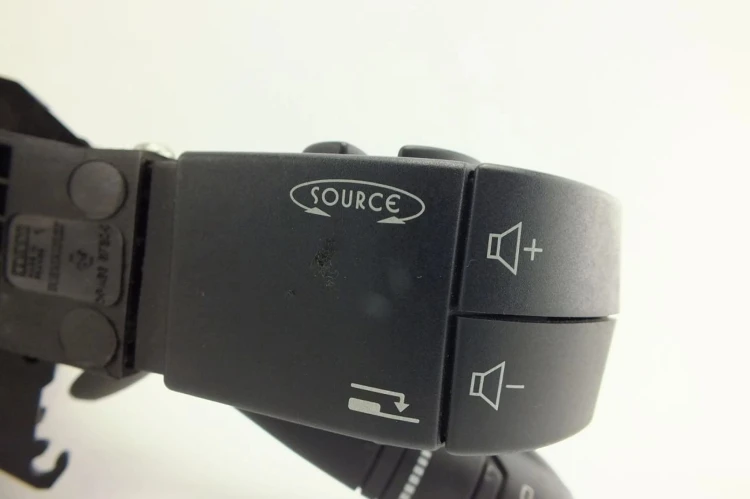 PRZEŁĄCZNIK ZESPOLONY RENAULT LAGUNA II (2001-2005) 1.8 16V 8200012244