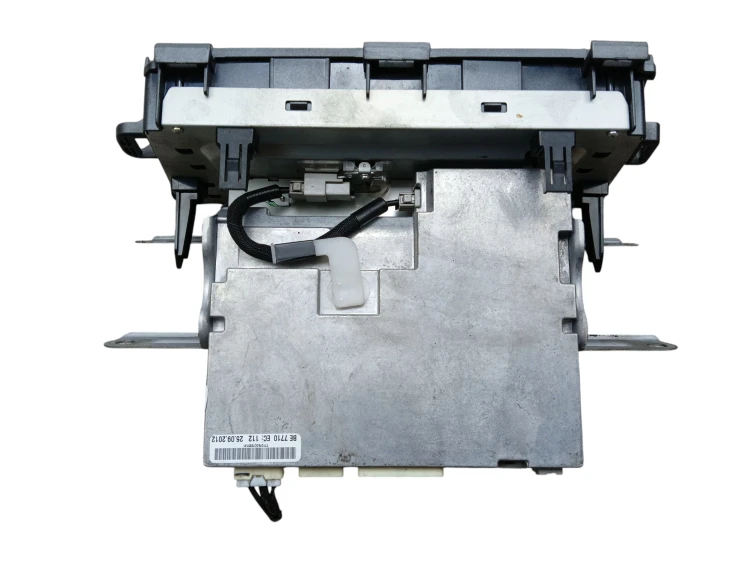 RADIO TOYOTA PRIUS III (2009-2011) 1.8 HYBRID 136KM 86140-47090