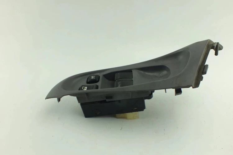 PANEL STEROWANIA SZYB NISSAN ALMERA N16(2000-2006) 1.8 16V
