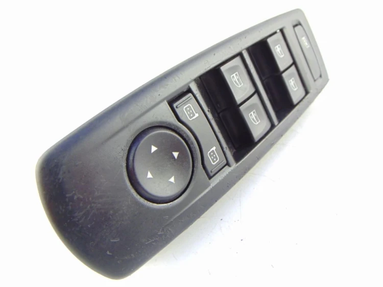 PANEL STEROWANIA SZYB RENAULT LAGUNA III (2007-)