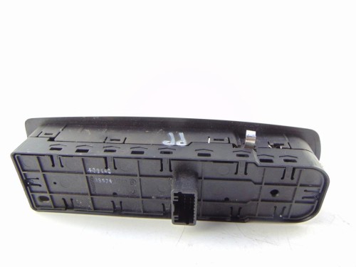 PANEL STEROWANIA SZYB RENAULT LAGUNA III (2007-)