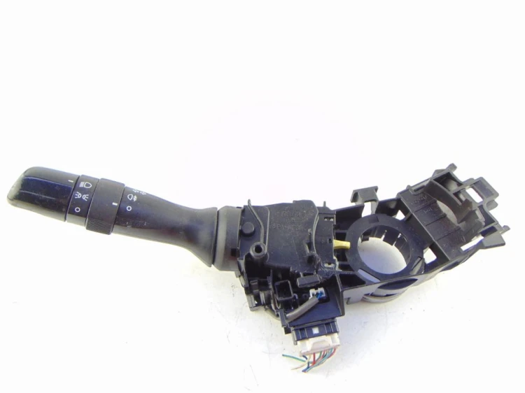 PRZEŁĄCZNIK ŚWIATEŁ MANETKA TOYOTA AVENSIS III T27 1.8 16V VVTi