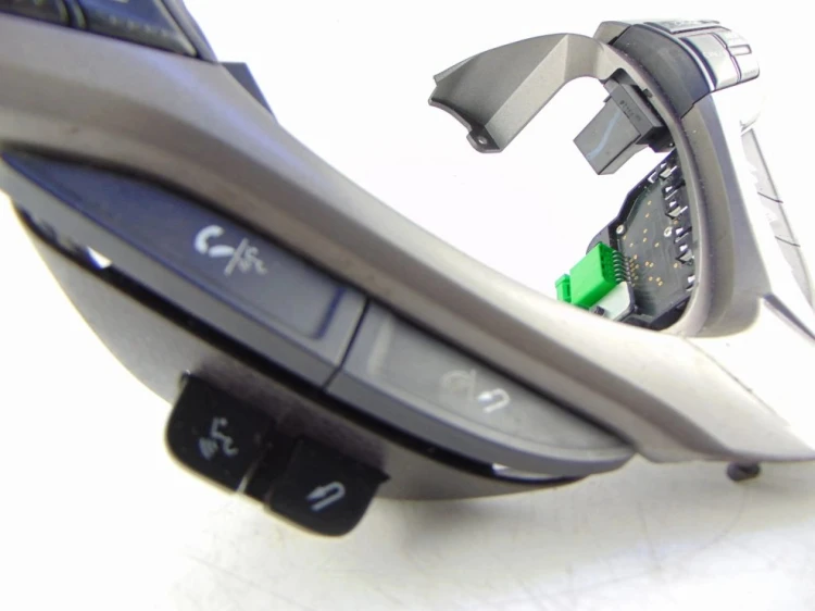 PRZYCISKI KIEROWNICY RADIA HONDA ACCORD VIII (2008-2010) 2.2 I-DTEC 180