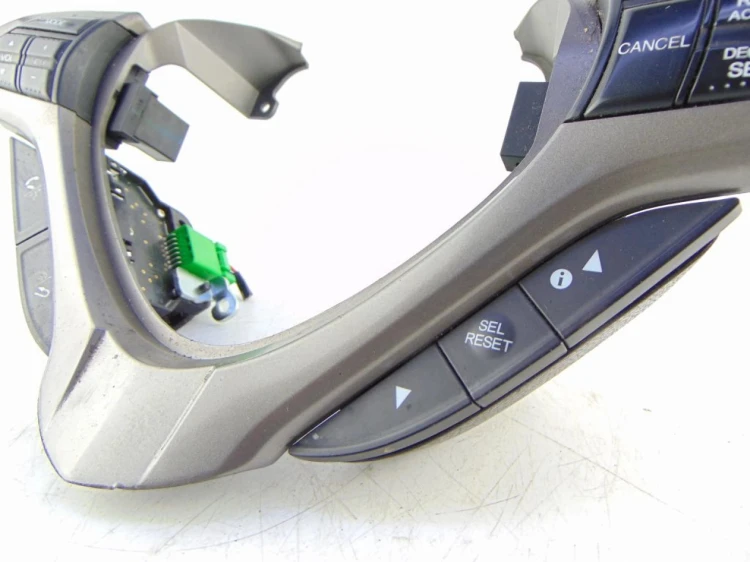 PRZYCISKI KIEROWNICY RADIA HONDA ACCORD VIII (2008-2010) 2.2 I-DTEC 180