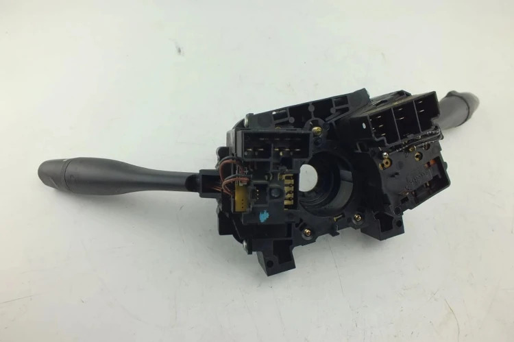 PRZEŁĄCZNIK ZESPOLONY NISSAN PRIMERA P11 1.8 54034618B