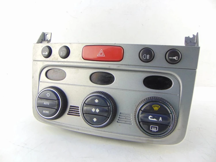 PANEL KLIMATYZACJI ALFA ROMEO 147 1.9 JTD 46799632